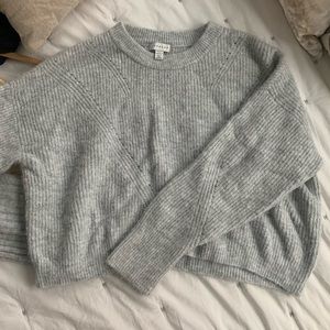 TOPSHOP gray cropped sweater